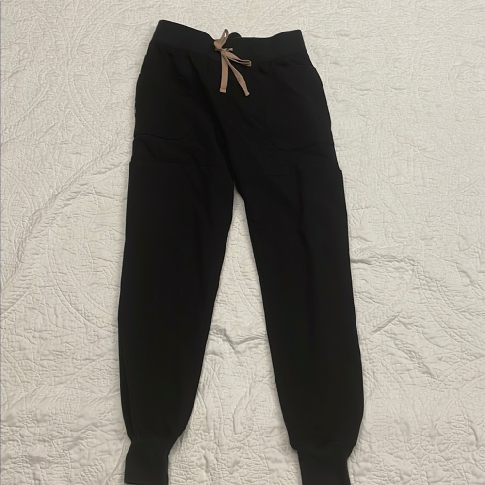 Figs black joggers